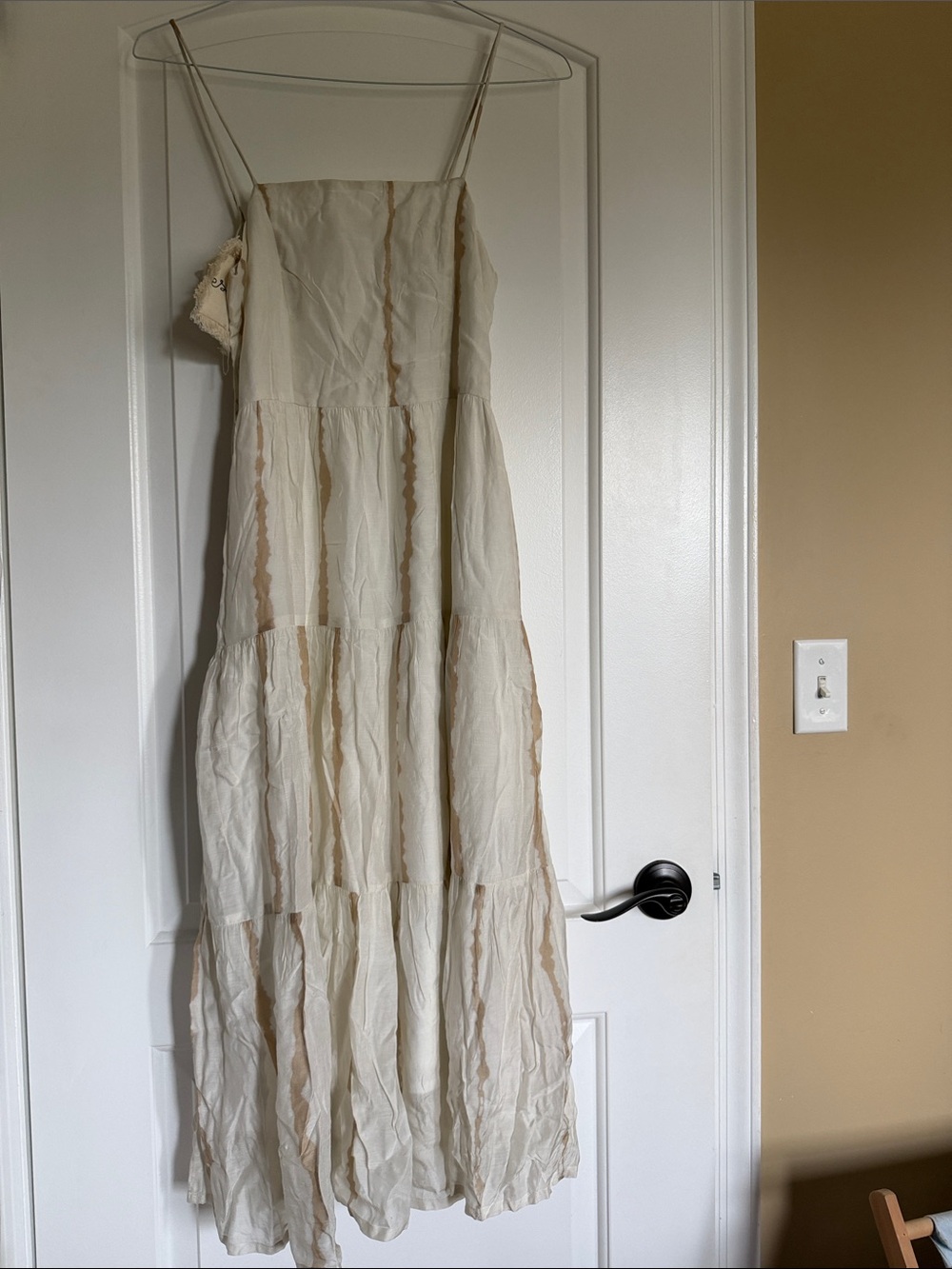 NWT Cream Tiered Spaghetti-Strap Maxi Dress boutique store size S small